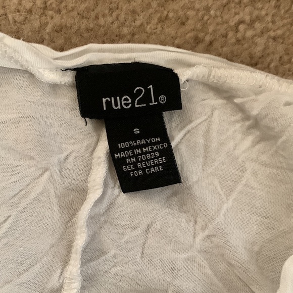 Rue 21 shirt - Picture 2 of 3
